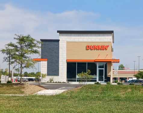 Dunkin Indianapolis IN Southport Road Front of Building